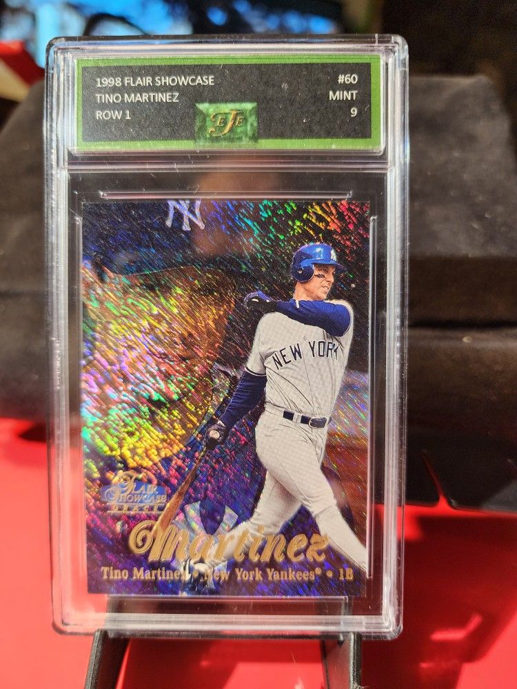 1998 Flair Showcase ROW 1 #60 Tino Martinez Yankees RARE SHIMMER REFRACTOR EJE 9 MINT