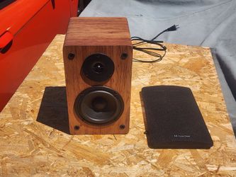 KNOXGEAR home stereo Bluetooth speaker