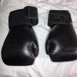 Venum Elite Boxing Gloves
