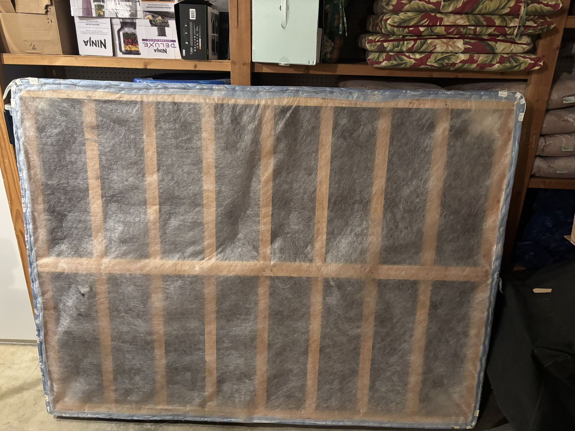 FREE QUEEN BOX SPRING