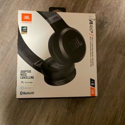 JBL LIVE460 NC. All Black With A 50h Battery 