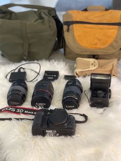 Canon EOS 5D Mark II Starter Kit: 2 Lenses + extras