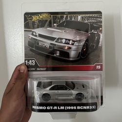 Hot Wheels Premium 1:43