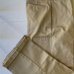 Men’s Dickies Pants Size 32x32 $10