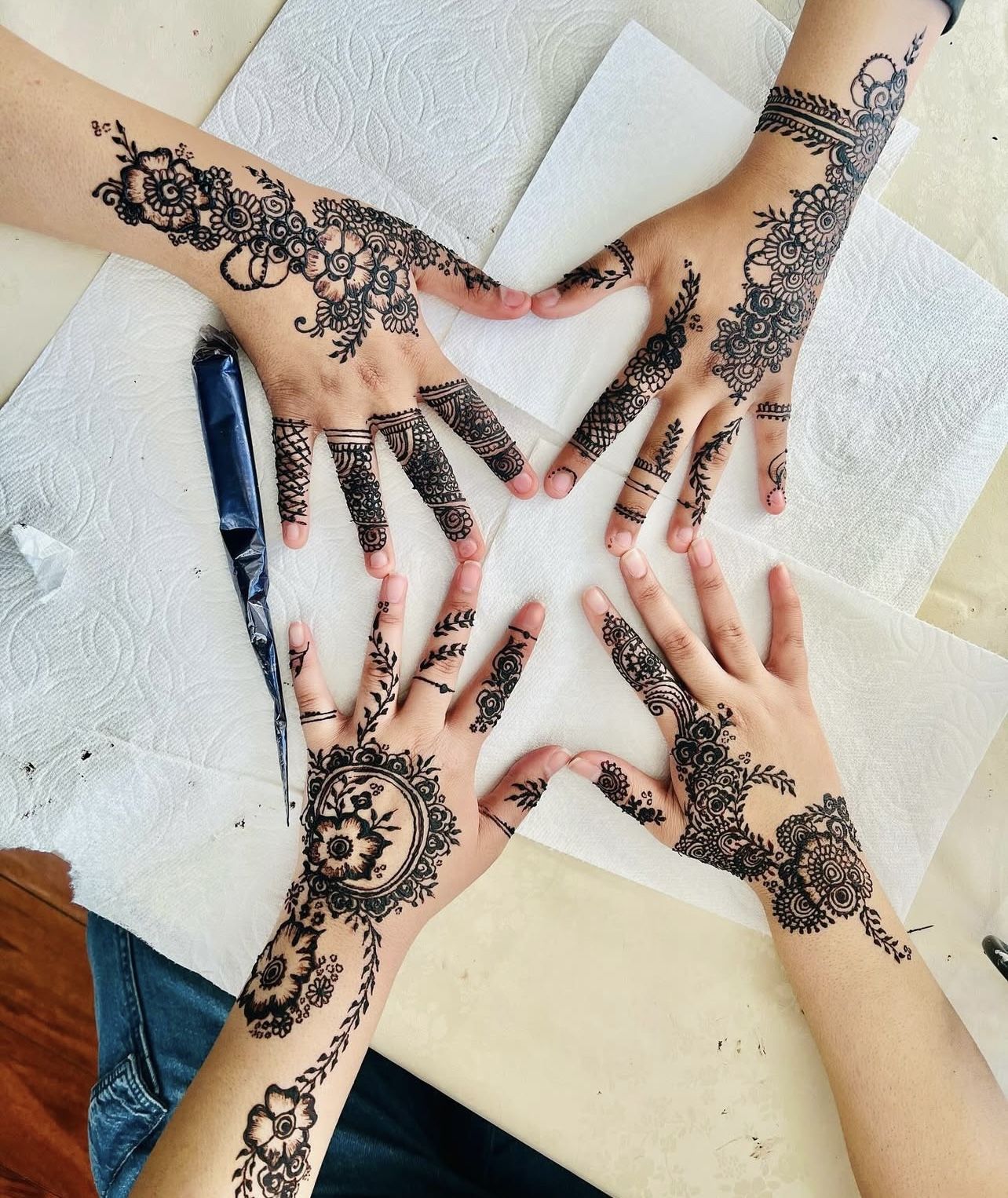 Henna Artist