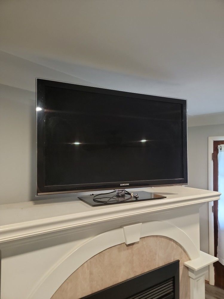 46" Samsung TV