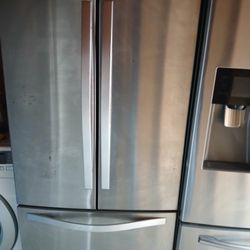 Wirpool Refrigerator French Door 30 In X 69