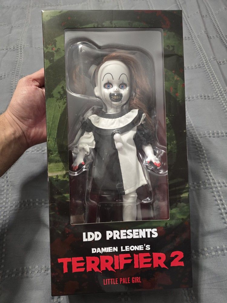 Brand New Living Dead Doll Little Pale Girl