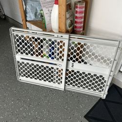 FREE Dog Gate (PICKUP ONLY, Cliffside Park)