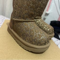 Uggs Size 7