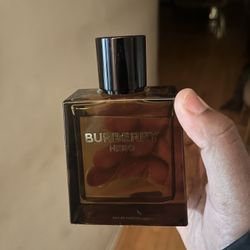Mrs Burberry Hero 