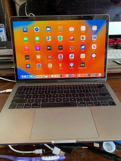 2017 MacBook Pro i5 Music production edition school