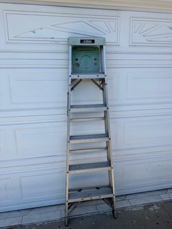Gorilla Ladders 6FT. Aluminum Dual Platform Heavy-Duty Ladder, 300 Ib. Capacicy Type IA Duty