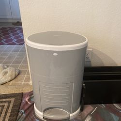 Trashcan For Diapers