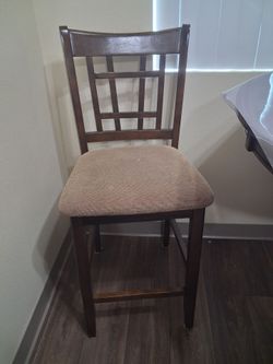 Table and 4 chairs