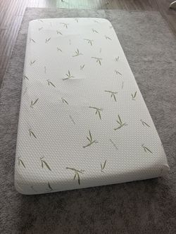 Bamboo Memory Foam Mattress Topper