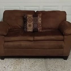 Love seat