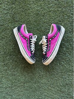 Pearlized Vans Pink Black