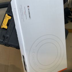 Le Creuset 10" Sauté Pan Toughened Nonstick PRO 4.25-Qt with Glass Lid