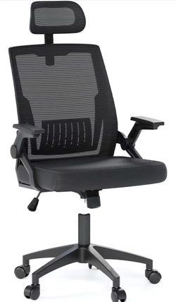 Ergonomic High-Back Mesh Office Chair with Headrest(A83-OC-003-BK)