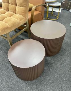 New Nesting Coffee Table Set of 2 Matte Brown Round Wooden Coffee Tables Modern Luxury Side Tables