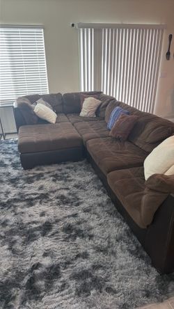 Sectional couch