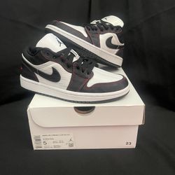 Woman Air Jordan 1 Low