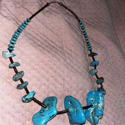 Kingman turquoise necklace  $1000obo