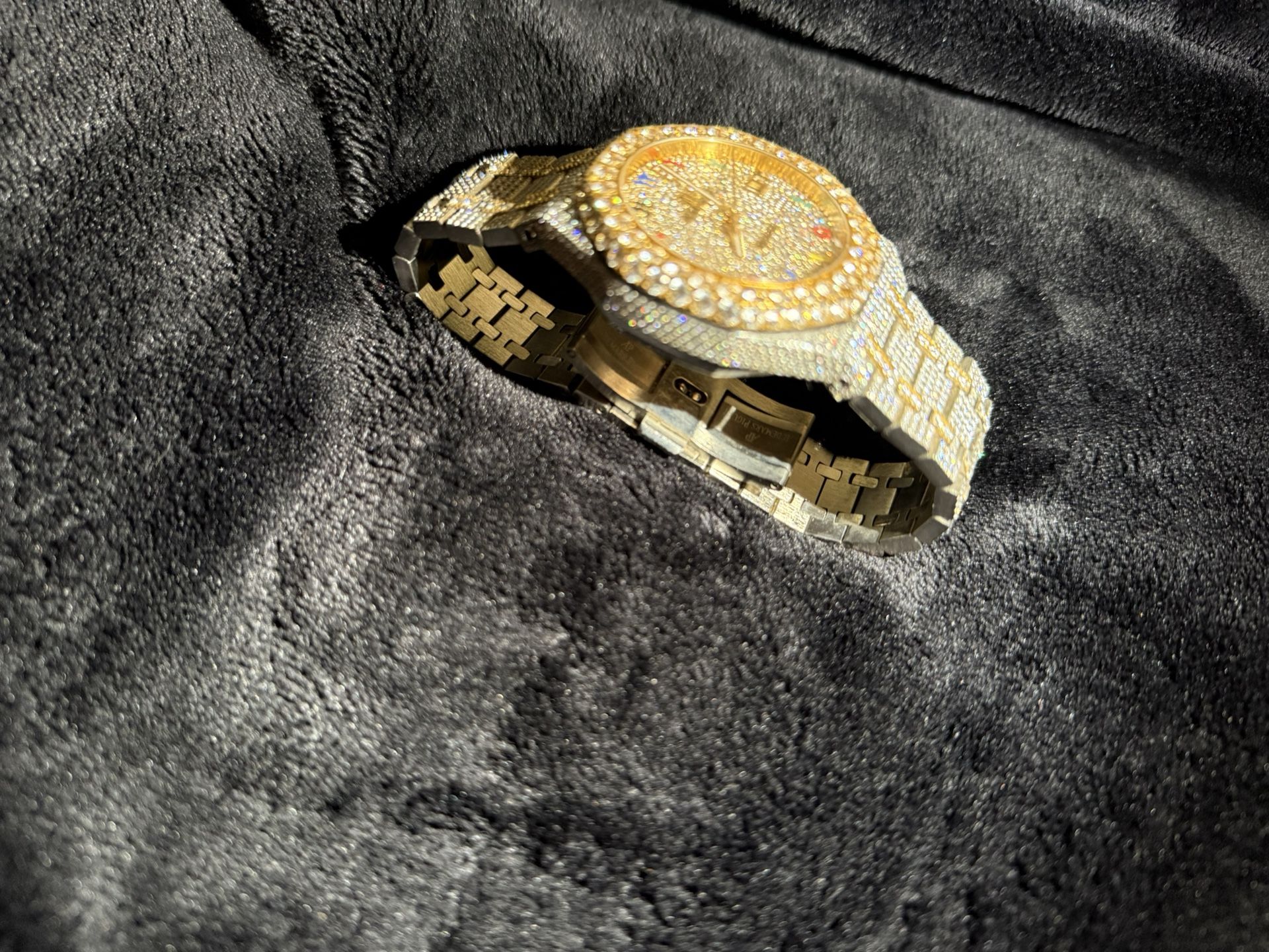 💎 Moissanite “Royal Oak AP” Watch – Iced Out Look 💎 Selling a moissanite “Royal Oak AP” style watch in great condition. This watch is fully iced ou