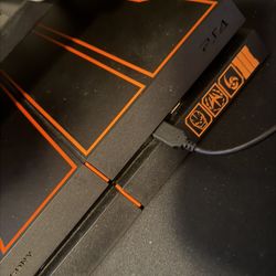 Limited Edition Black Ops 3 PlayStation 4 (willing To Trade)