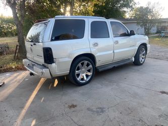 2005 Cadillac Escalade