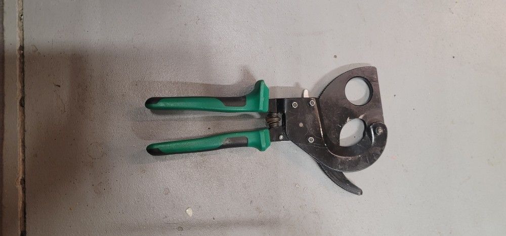 greenlee ratchet cutters