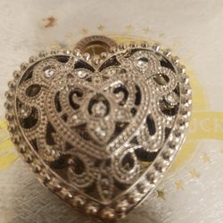 New Pretty Silver Lg Heart Pendant 