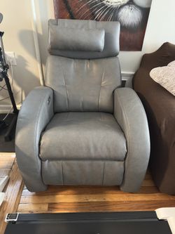 Leather Gravity Recliner Electric