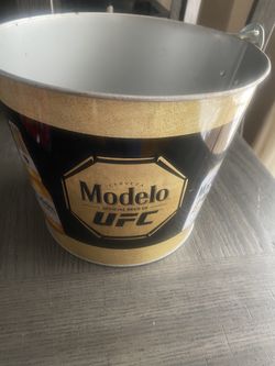 Modelo UFC Beer Bucket 