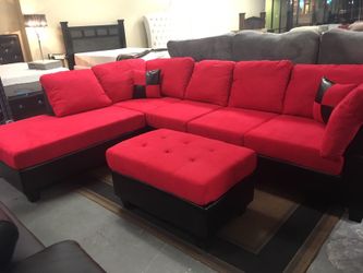 BRAND NEW SECTIONAL SOFA