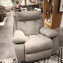 İn Stock 🗣️Mitchiner Fog Recliner
Ashley Furniture