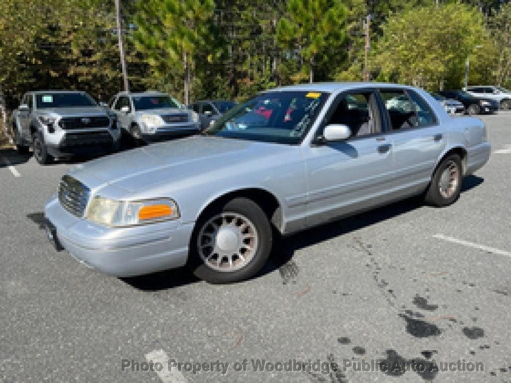 2001 Ford Crown Victoria