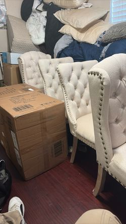 White Dinning Chairs 