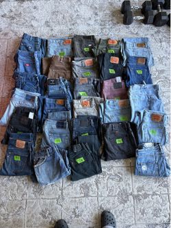 160pc Levi’s Jeans Lot