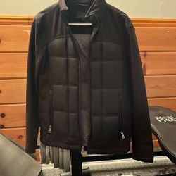 Small Men’s Guess Jacket