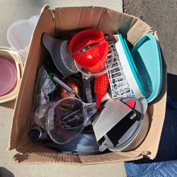 BOX FULL OF KITCHEN UTENSILS, TOOLS  AND ITEM, FROM PETS FREE HOME