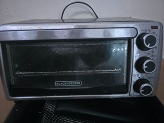 BLACK+DECKER 4-Slice Stainless Steel Toaster Oven (specifically from the TO1303SB / TO1313SBD series)