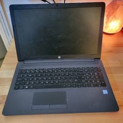 HP 15.6 RTL8821CE