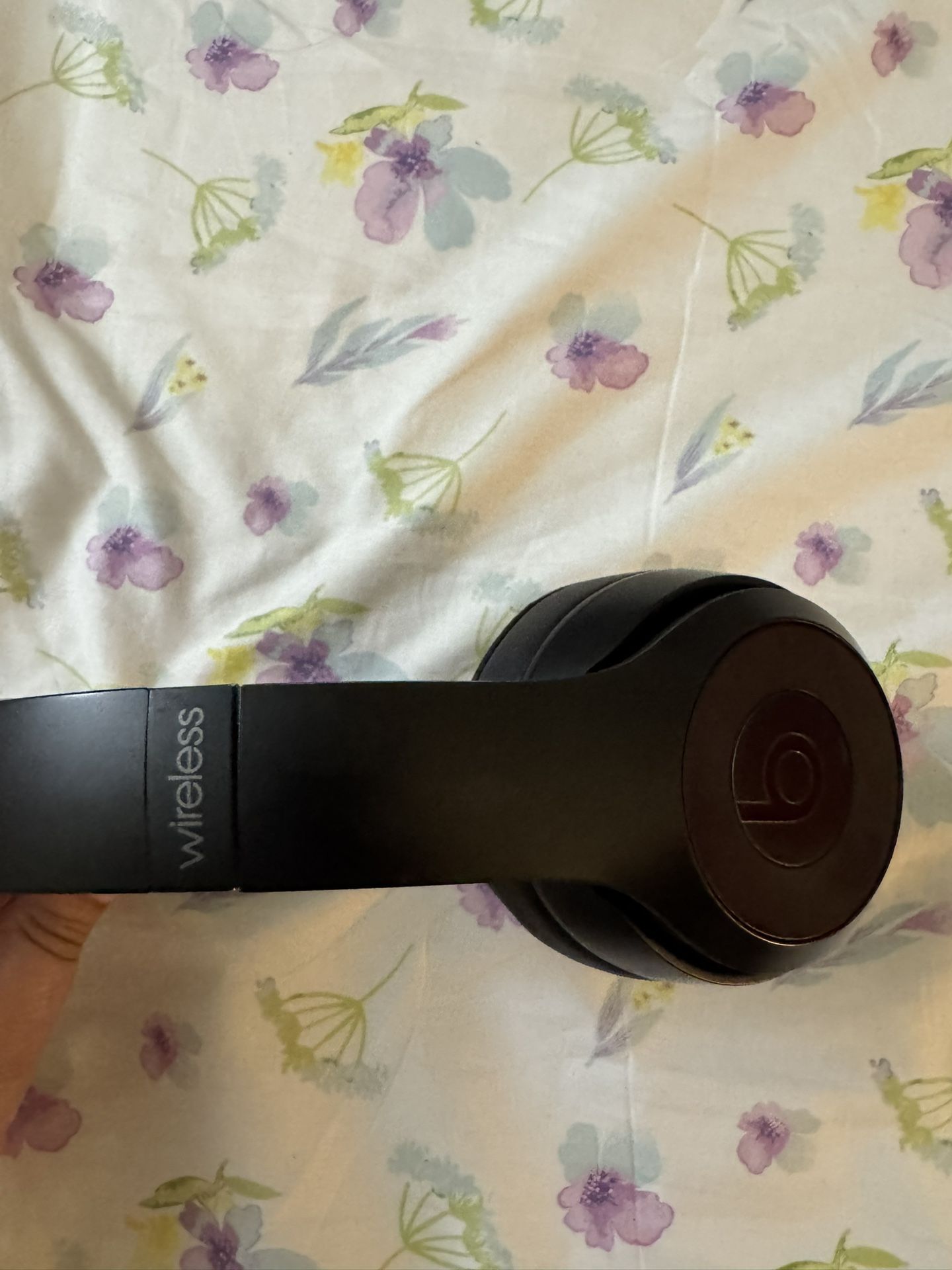Beats Solo3 Wireless Bluetooth Headphones