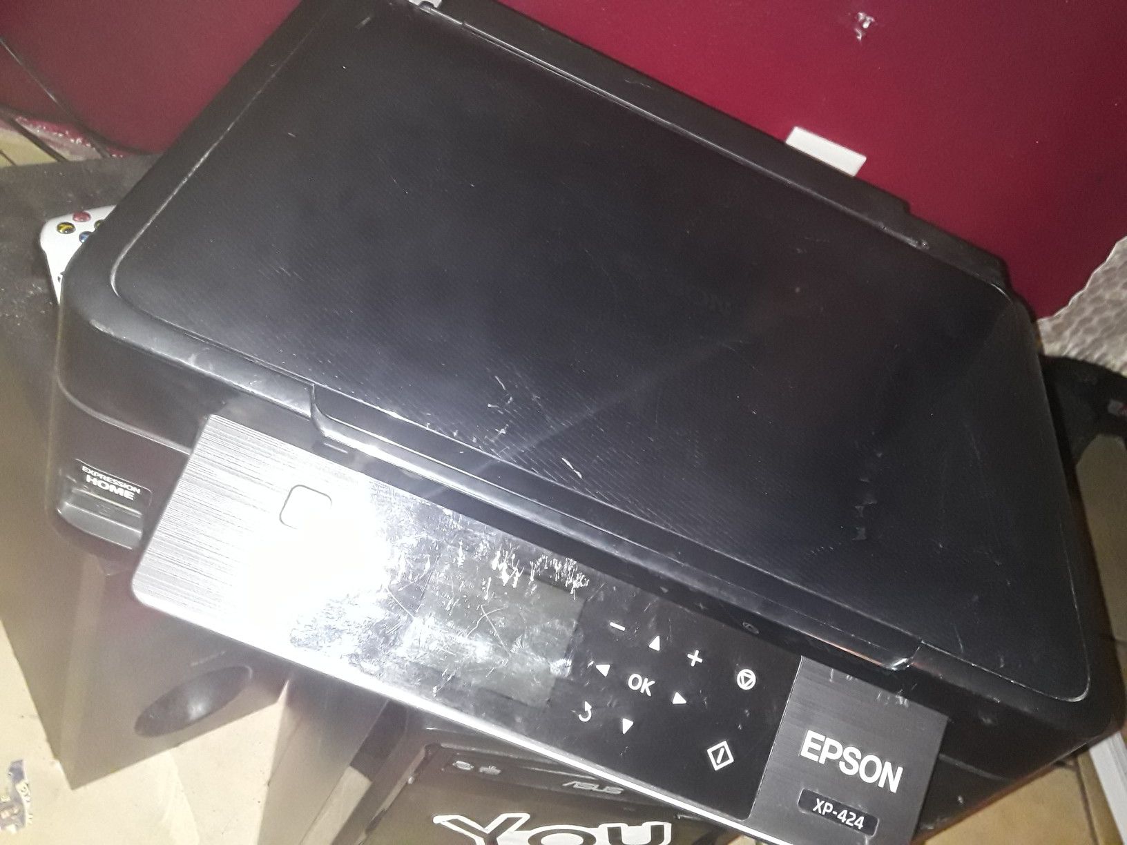 Epson XP-424 wire /wireless printer works perfectly fine just has a few scratches