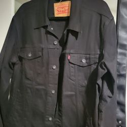 Mens Large Jacket / Levi's/New $30