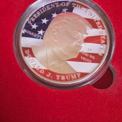 2016 Donald Trump Collectable Coin With Box 