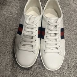 Woman’s Shoe Gucci
