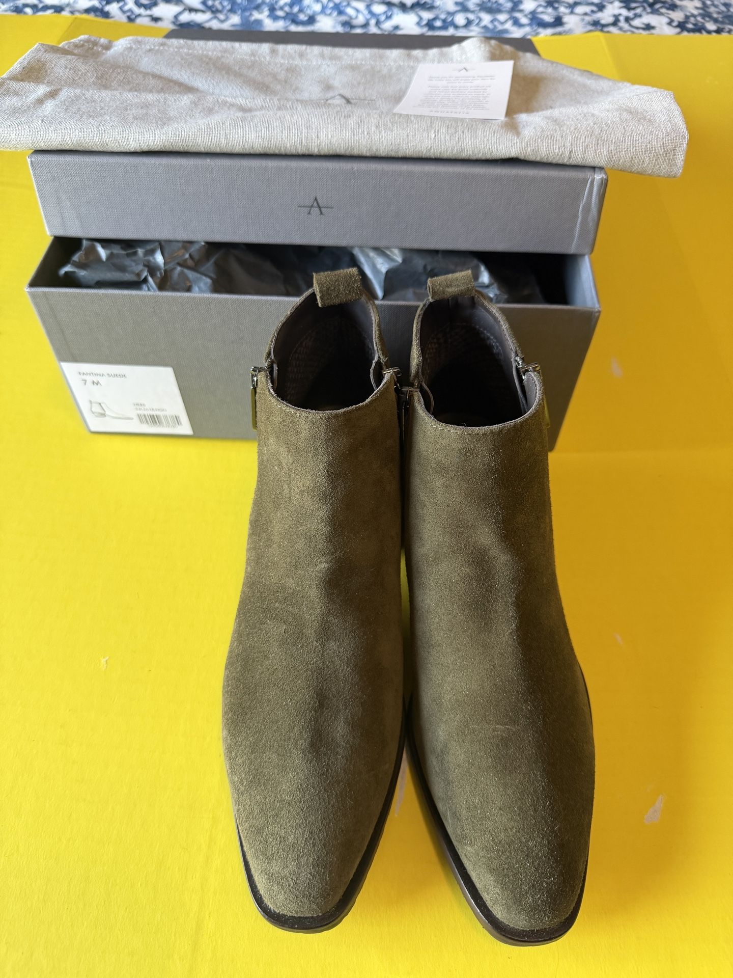 Aquatalia Fantina Suede Women’s Size 7 Color Herb